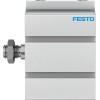 Пневмоцилиндр 63x15 мм Festo ADVC-63-15-A-P-A двустороннего действия