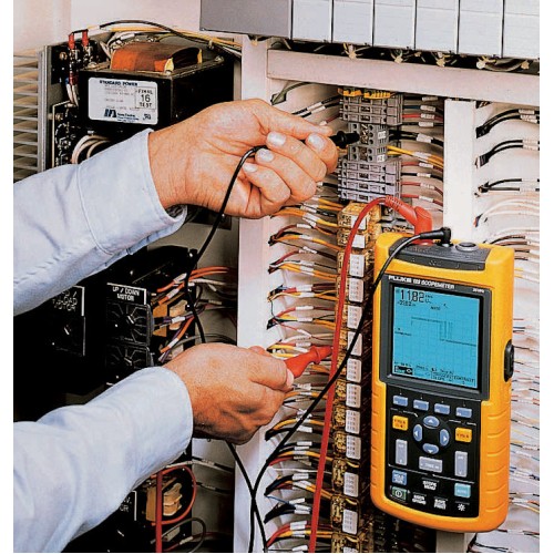 Осциллограф Fluke 123