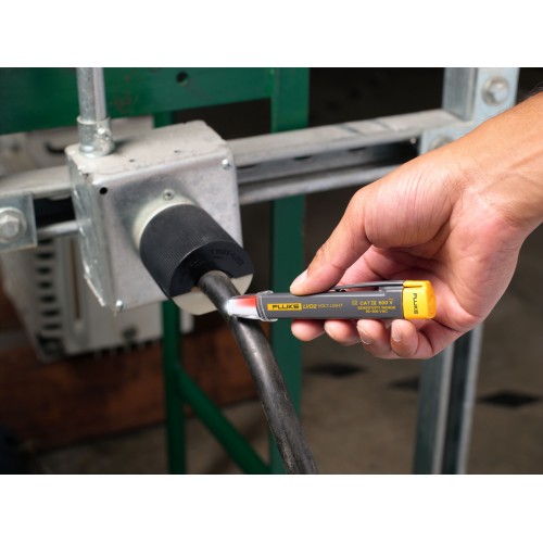 Детектор напряжения Fluke LVD2