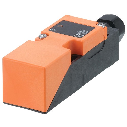 Индуктивный датчик IFM IME3015-FNKG/NPTRT IM5040